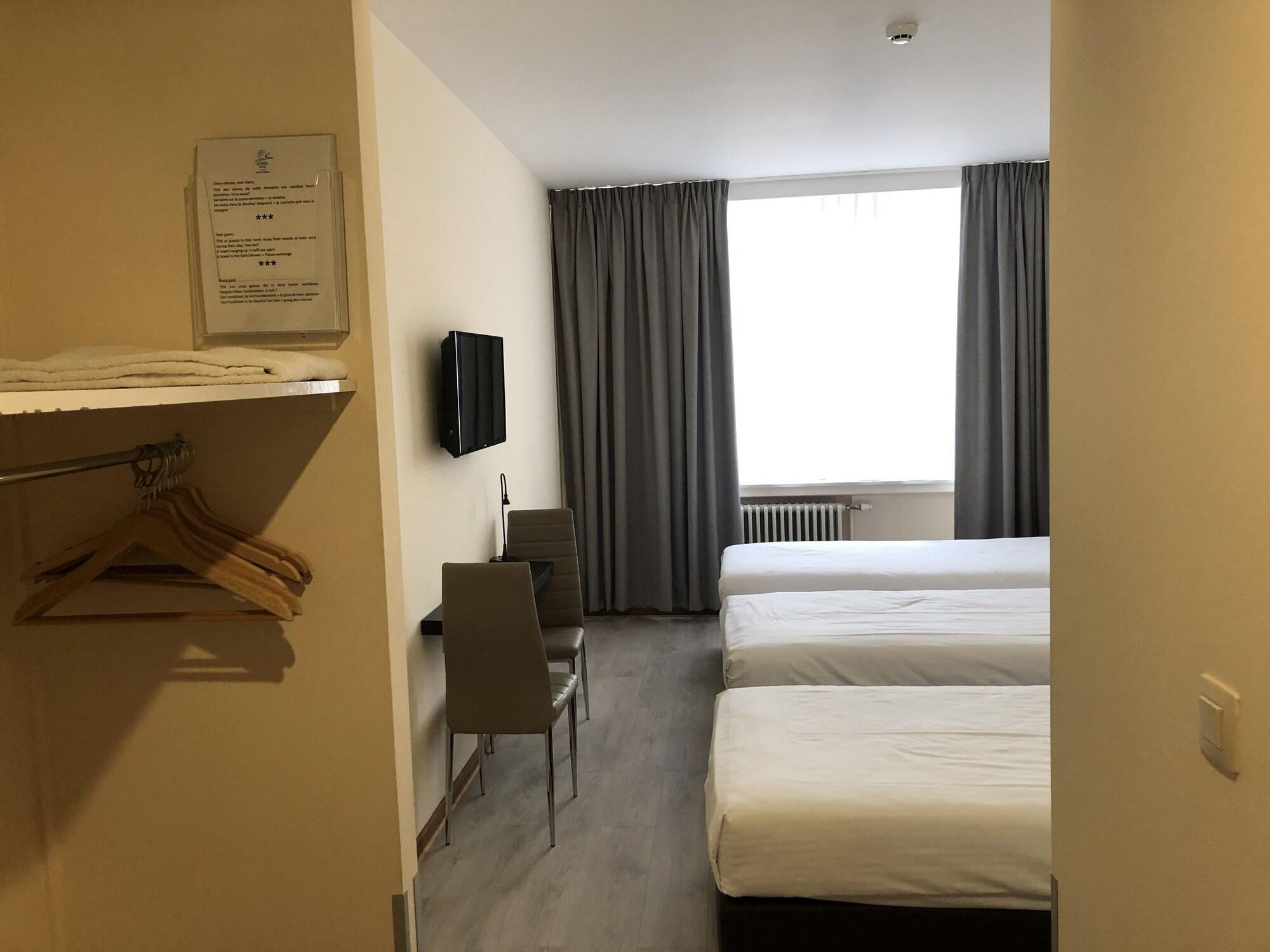 Slina Hotel Brussels Sint-Jans-Molenbeek Exterior foto